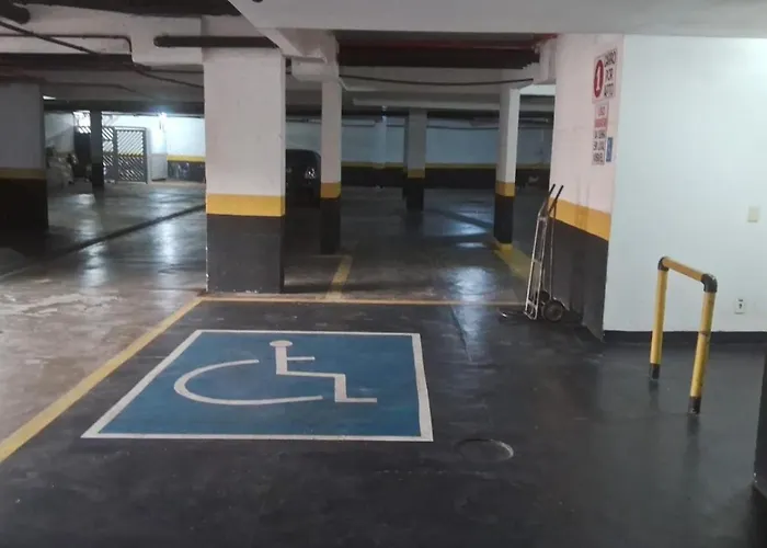 Apartamento Em Guaruja Enseada Prox A Praia